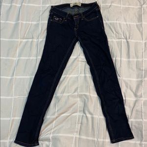 Size 0S Hollister Straightleg Jeans